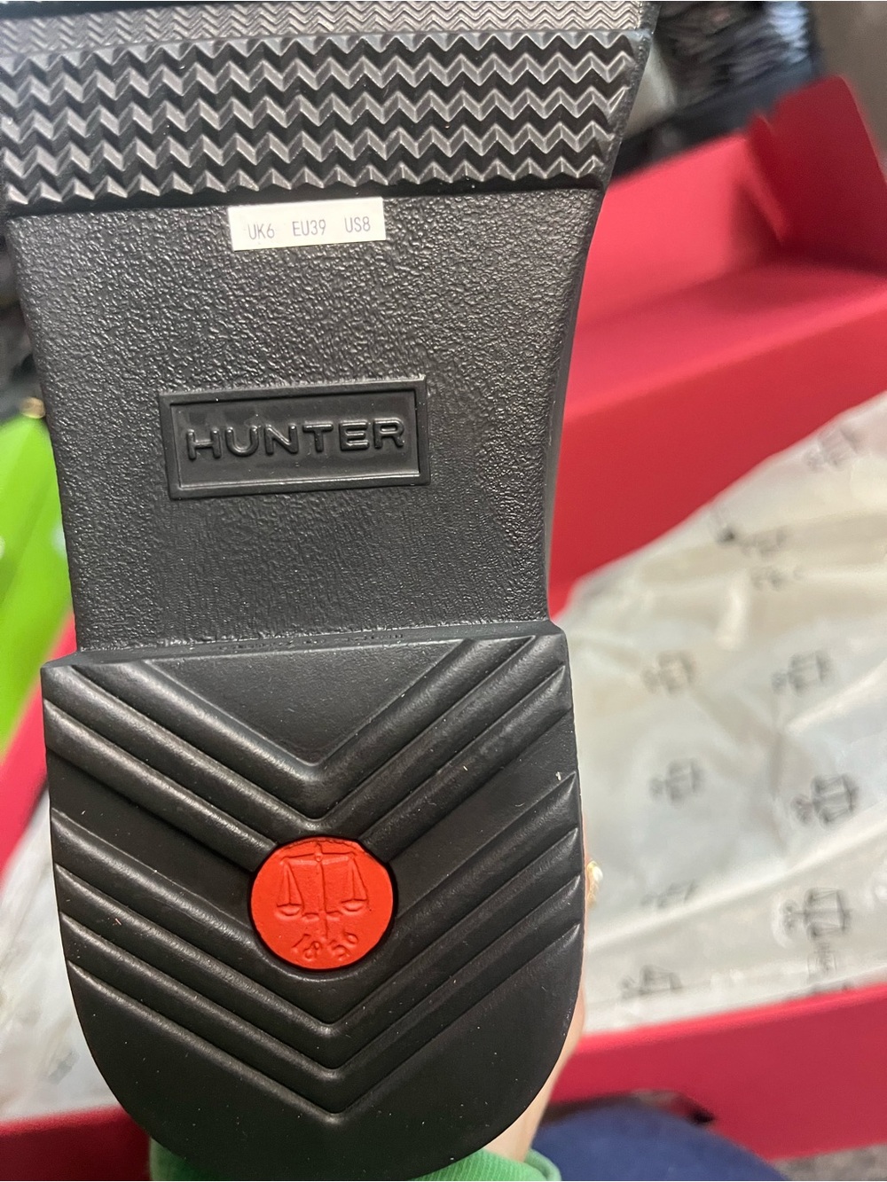 Hunter Chelsea Green Rubber Rain Boots NIB